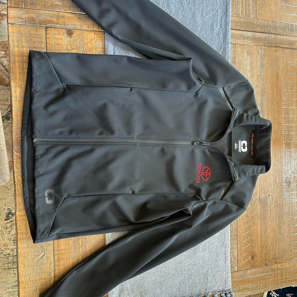 OGIO Black Softshell Jacket - Picture 3 of 6